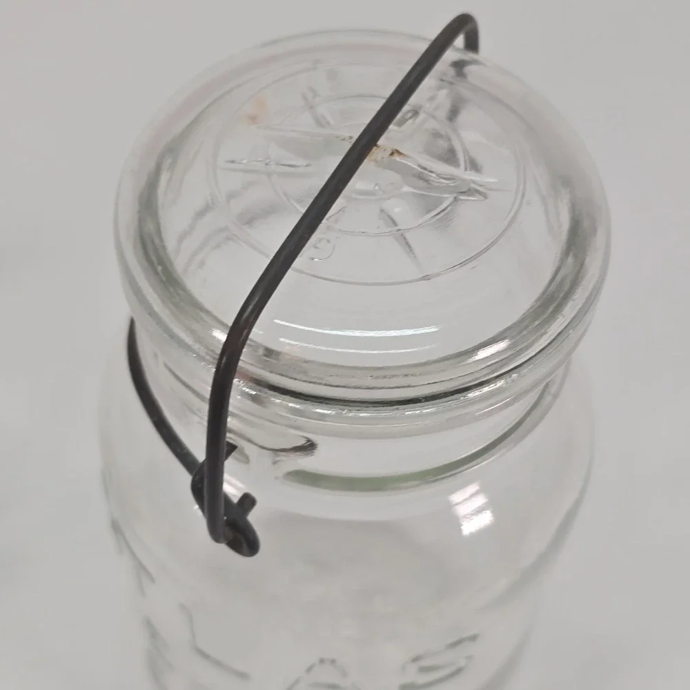 Lot Of 2 Vintage ATLAS E-Z SEAL MASON Canning Jar with‎ Lids & Old Style BAIL F
